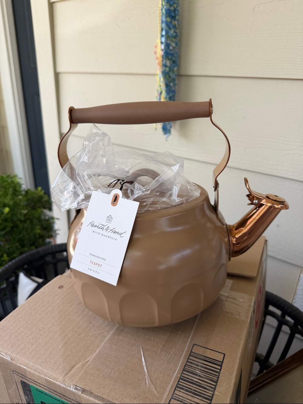 HEARTH & HAND NWT stainless steel teapot -2qt -brown - Picture 7 of 7